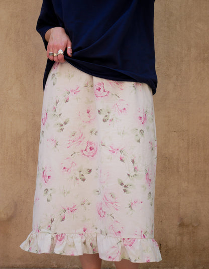 THE DELICATE FLOWER SKIRT